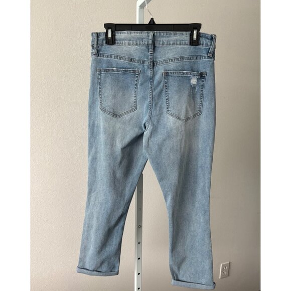 NWT Boyfriend Jeans 13 Light Wash Distressed Cropped Streetwear Festival Grunge - Picture 13 of 15
